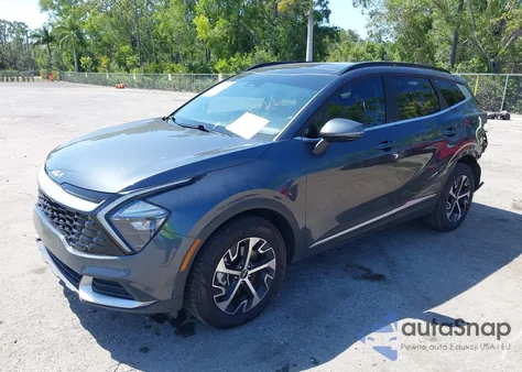 2023 Kia Sportage Hybrid Ex z USA, uszkodzony, nr VIN KNDPVCAG2P7012651